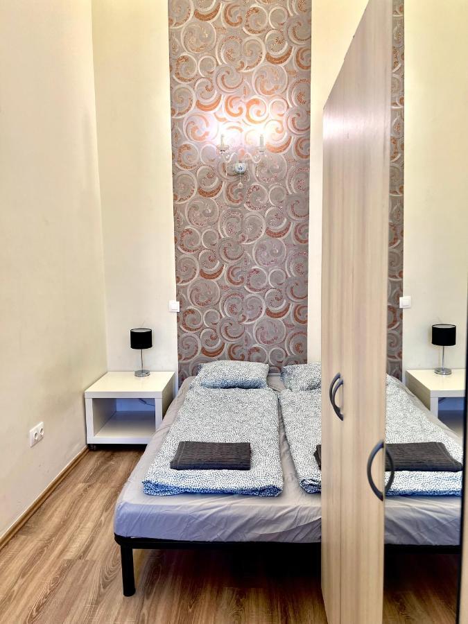 F14 Guest House By Small Home Budapest Extérieur photo